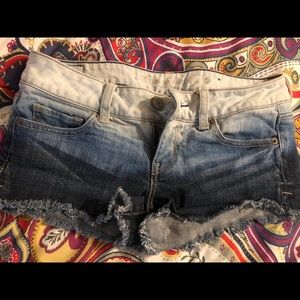 American Eagle women’s shorts